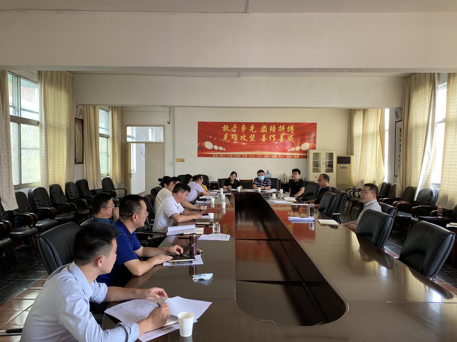 豫中百日沖刺座談會(huì ).jpg