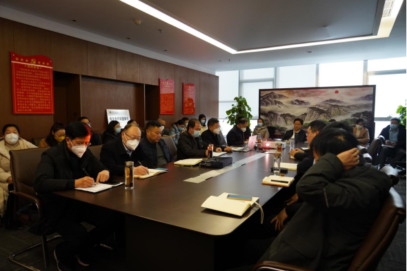 0110市產(chǎn)業(yè)集團新聞稿-召開(kāi)“以案促改”工作會(huì )議198.png
