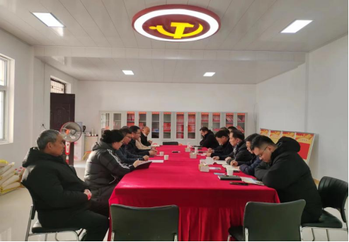 1.15市產(chǎn)投集團赴邢寨慰問(wèn)簡(jiǎn)報(2)176.png