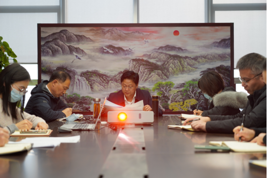 2.6市產(chǎn)業(yè)集團開(kāi)展集中學(xué)習五屆市紀委三次全會(huì )精神活動(dòng)236.png