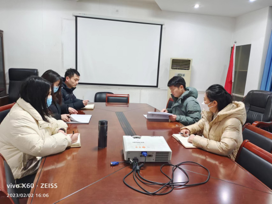 2.6市產(chǎn)業(yè)集團開(kāi)展集中學(xué)習五屆市紀委三次全會(huì )精神活動(dòng)1251.png