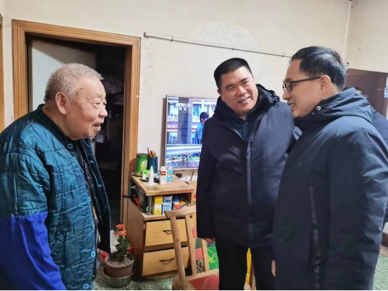 新春送溫暖  慰問(wèn)暖人心—產(chǎn)業(yè)集團活動(dòng)新聞稿0205(1)(3)192.png